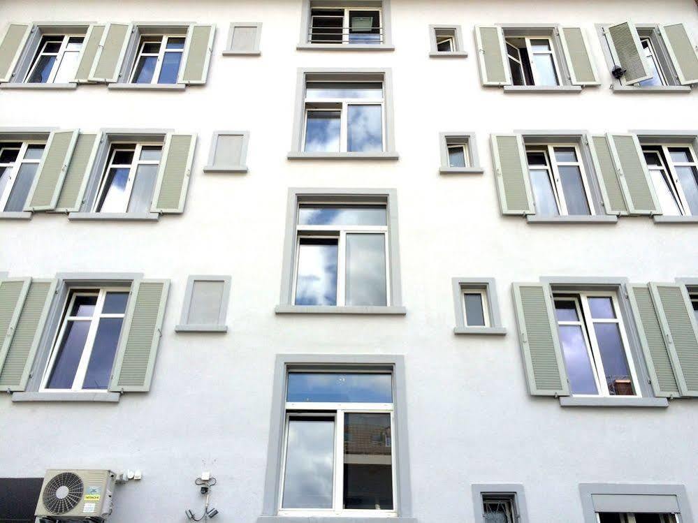 Easyhotel Zuerich City Centre Екстер'єр фото